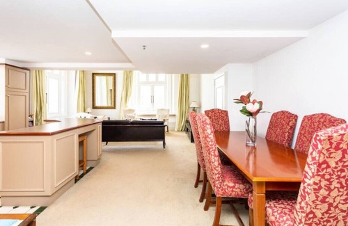 Christchurch City Centre Apartment | McMahon Suite - Central CBD