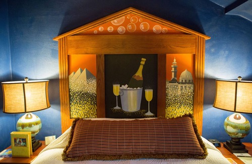 Forest Grove Hotel | McMenamins Grand Lodge