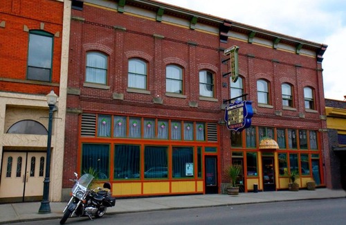 Centralia Cabin | McMenamins Olympic Club