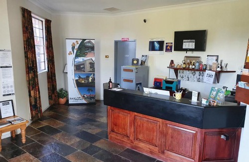 Warwick Hotel | McNevins Warwick Motel