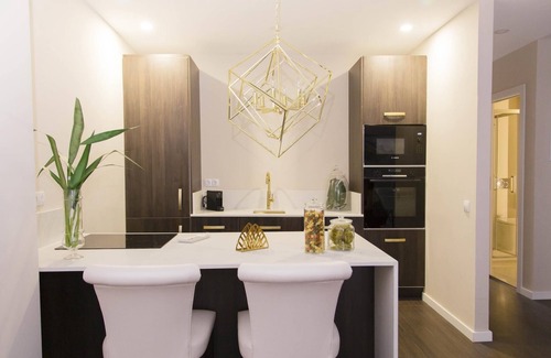La Roqueta Apartment | MD Julio Antonio Elegant Apartment Center