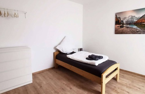 Magdeburg Apartment | Md05 Schöne 2 Zimmer Ferienwohnung im Beliebten Stadtteil "neue Neustadt"