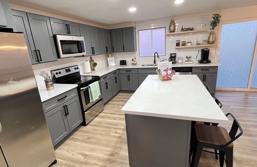 Sunrise Manor House | MDRN 4BEDRM House in Las Vegas, 10mins from airport