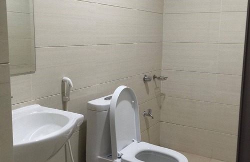 Plaridel Hotel | Meaco Royal Hotel - Plaridel