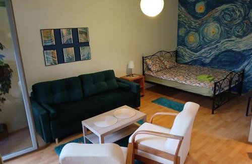 Bronowice Apartment | Meadow View 10