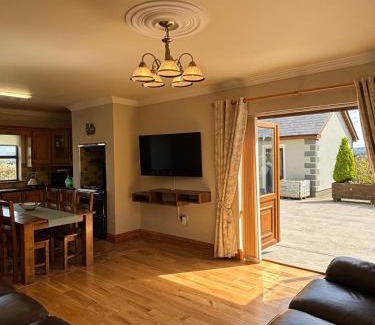 Killarney House | Meadow View