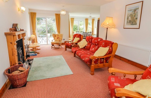 Coolbawn House | MEADOW VIEW, pet friendly in Coolbaun, County Tipperary