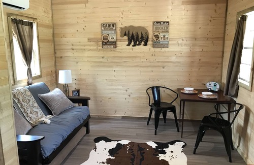 Lamont Cabin | Meadowlark Cabin