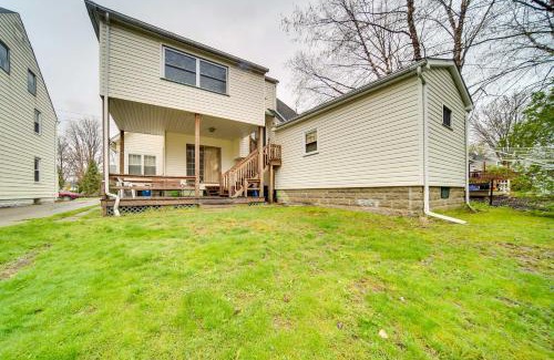 Meadville Apartment | Meadville Apartment with Deck Less Than 2 Mi to Allegheny!