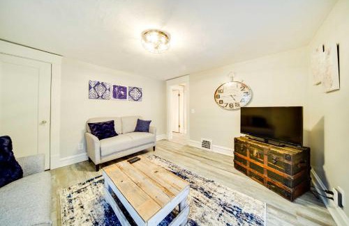 Meadville Apartment | Meadville Apartment with Deck Less Than 2 Mi to Allegheny!