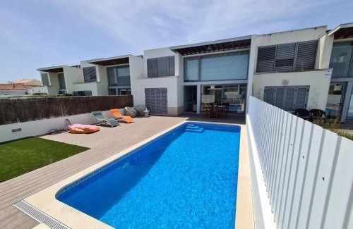 Caixas Villa | Meco Beach Villa