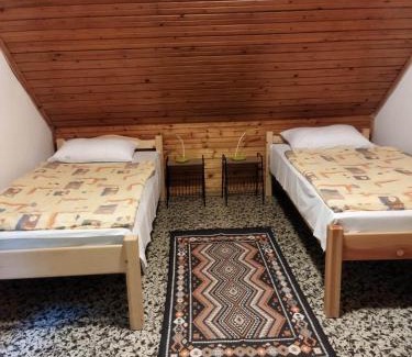 Magyarhertelend Apartment | Mecsek Virágai Lak