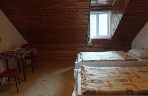 Magyarhertelend Apartment | Mecsek Virágai Lak