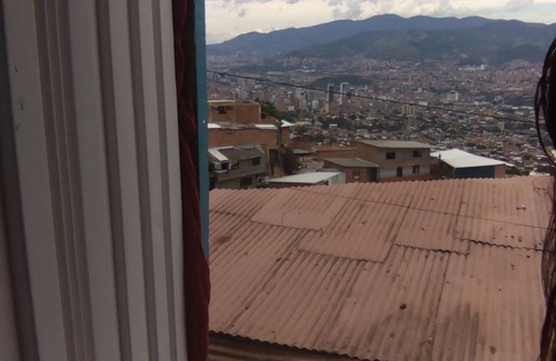 Manrique Cabin | Medellin Mirador cabin