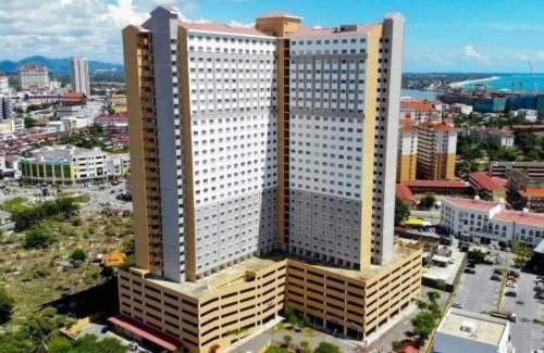 Kampung Ladang Tok Pelam Apartment | Medina Homestay Batu Burok Beach