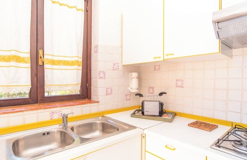 Conca Verde House | Mediterranean Cottage with Garden, Terrace and Sea View; Parking Available, Pets Allowed