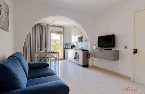 Għadira Apartment | Mediterranean Living Right by the Beach