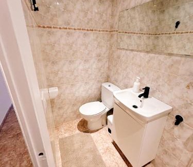 Pineda de Mar Apartment | Mediterraneo Euroviajeros Room