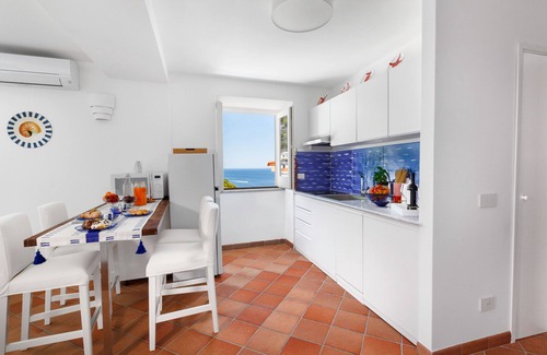 Liparlati Apartment | Medusa suite with balcony