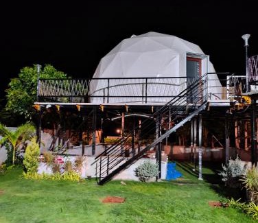 Hindupur House | Meenakshi-Lakehouse of M