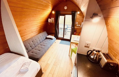 Brightlingsea Cottage | MegaPod 1 at Lee Wick Farm Glamping