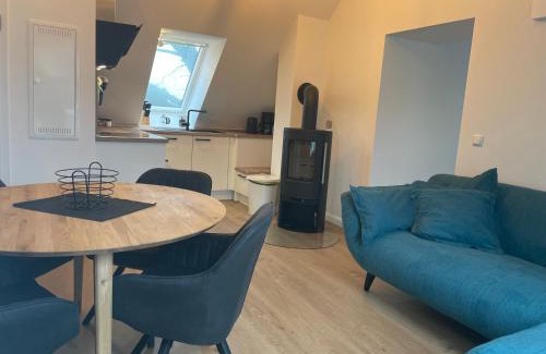 Kirchlinteln Apartment | Meine Schule Sehlingen, exklusiver Familien oder Generations-Landurlaub mit Hund, Workation, Sauna, Ruhe & Erholung genießen sowie Niedersachsen, die Lüneburger Heide, die Nordpfade oder Städte wie Verden, Hamburg, Bremen, Lüneburg & Celle erleben