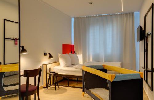 Old Town Hotel | MEININGER Hotel Leipzig Hauptbahnhof