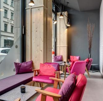 Old Town Hotel | MEININGER Hotel Leipzig Hauptbahnhof