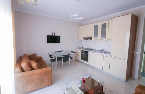 Shkembi i Kavajes Apartment | Meis apartment 1