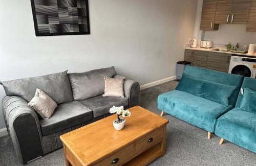 Accrington Apartment | Melbourne House Apartment Near Train Station!