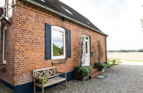 Loit House | Melkerhaus