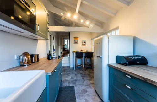 Biarritz City Centre House | MELLOW . KEYWEEK. Biarritz town house