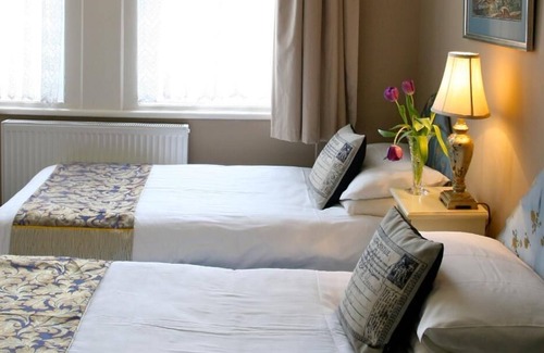 Douglas House | Melrose Guest House