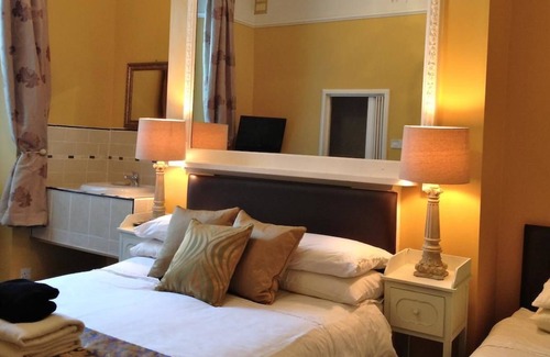 Douglas House | Melrose Guest House