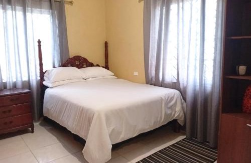 Porus House | Melrose Villa
