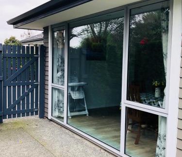 Ilam Villa | Memorial holiday home