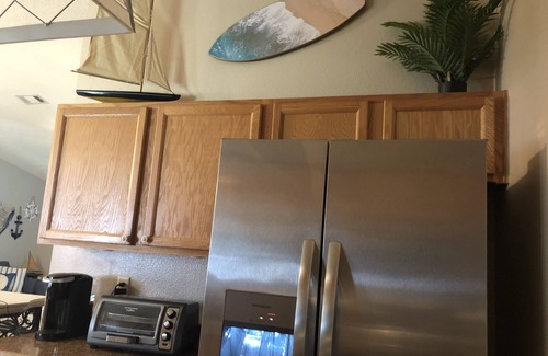 Florida Panhandle House | Mental Health Getaway W/Large Private Backyard/Fire Pits Gas & Wood!