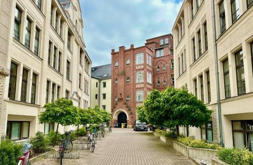 Zentrum-Suedost Apartment | MEOS 2 -Zentrum-Hofblick-Gym-Netflix