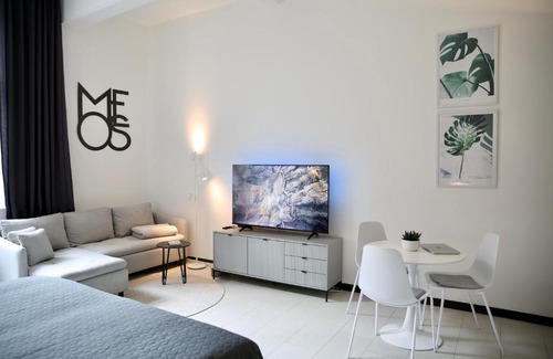 Zentrum-Suedost Apartment | MEOS 3 -Zentrum-Hofblick-Gym-Netflix