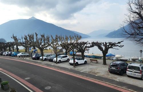 Bissone Apartment | Meraviglioso appartamento fronte lago con climatizzatore