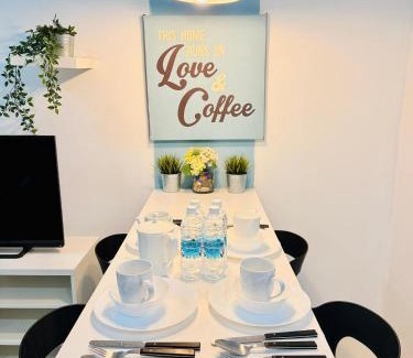 Kuala Lumpur City Centre Apartment | Mercu Summer Suites KLCC By Suite Apartment