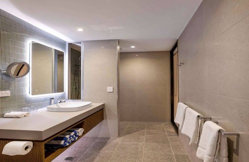 Eaton Hotel | Mercure Darwin Airport Resort