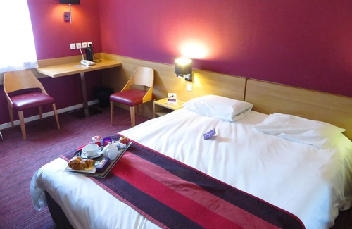 Luxeuil-les-Bains Hotel | Mercure Luxeuil les Bains Hexagone