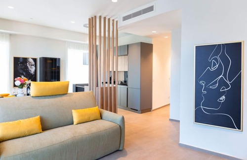 Paceville Apartment | Mercury Tower Superb 1BR w/Rooftop Pool by ArcoBnb