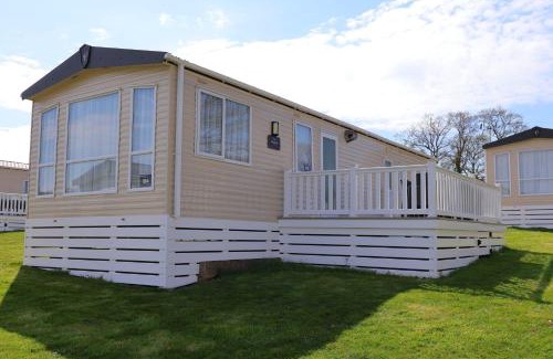 Hamble-le-Rice Resort | Mercury Yacht Harbour and Holiday Park