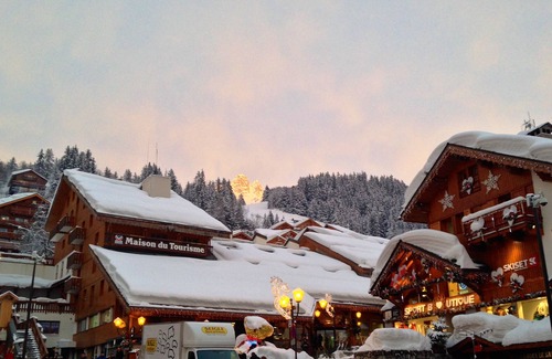 Les Allues Apartment | Meribel,on the slopes, Beautiful and spacious apartment in a 4* residence,12per