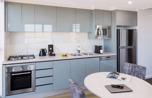 North Sydney Apartment | Meriton Suites North Sydney