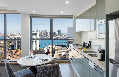 North Sydney Apartment | Meriton Suites North Sydney