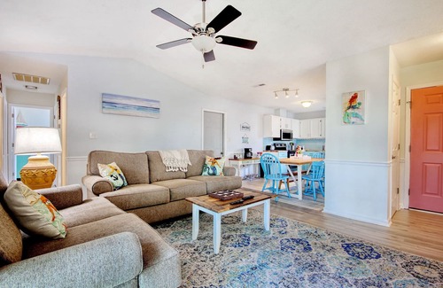Little River House | "Mermaid Bay" -3 miles to the beach!
