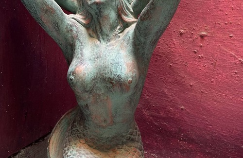 Topanga House | Mermaid Suite + Private Trails, Cave and Creek!